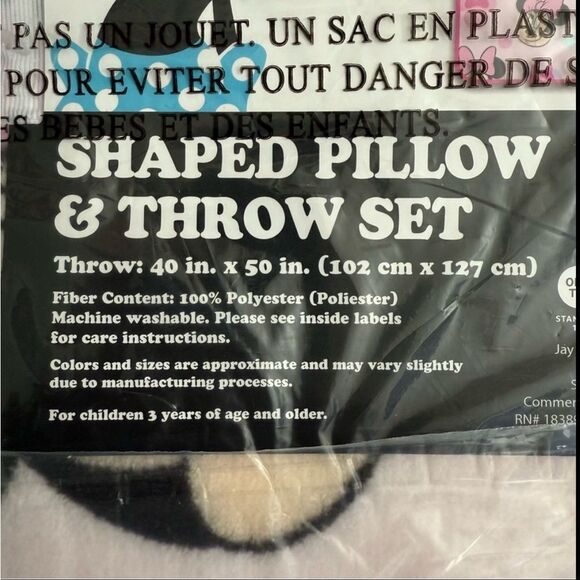 Disney Minnie Mouse Shaped Pillow & Throw Set Pink 2 Piece Set - Picture 4 of 5